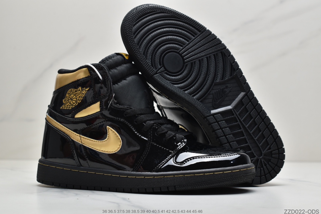 250 公司级Air Jordan 1 High OG “Black/Metallic Gold”漆皮黑金 555088-032