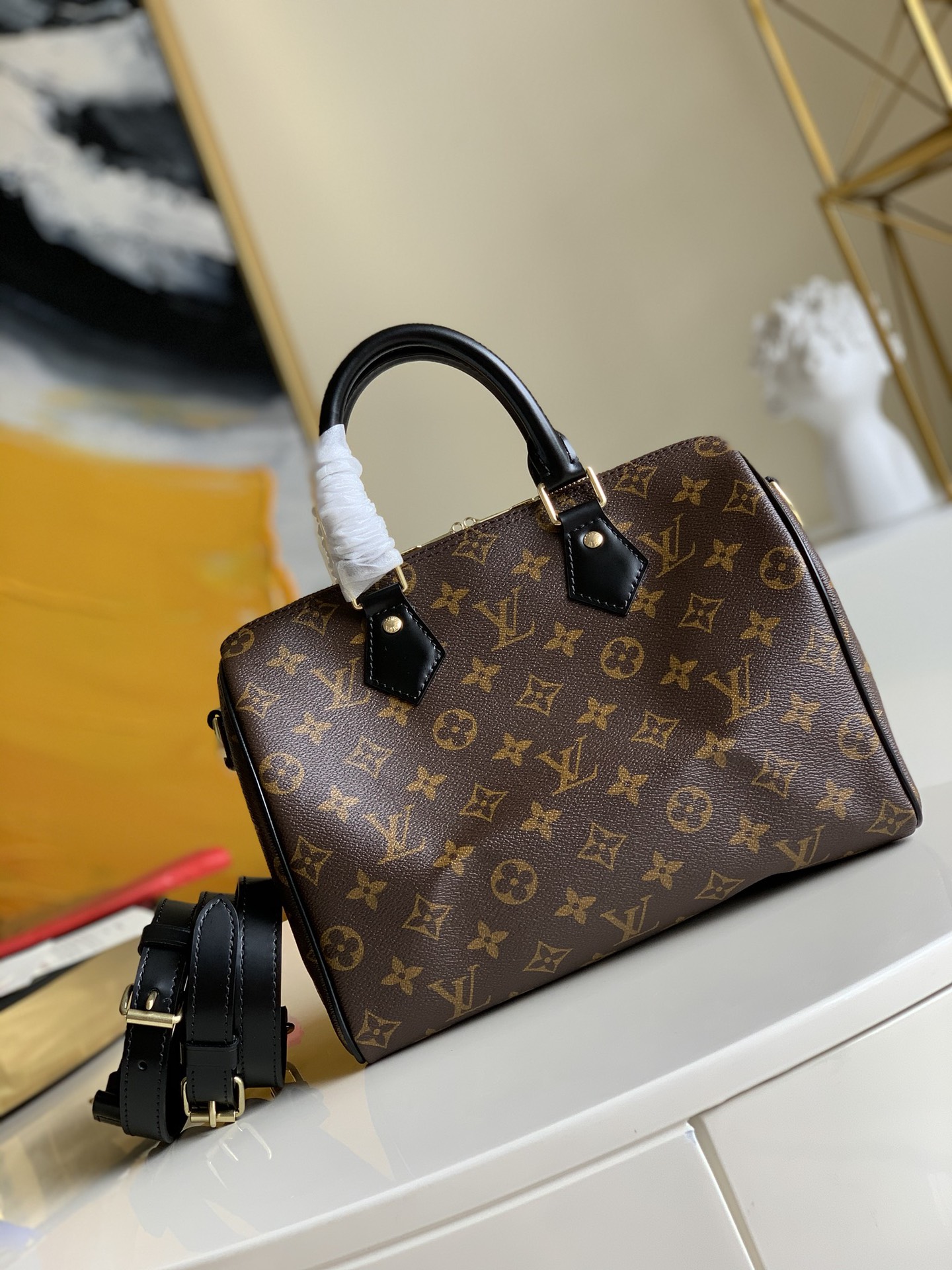 NO:397306,【Exclusive real photo M48285】Speedy 25 handbag made of the iconic Damier Ebène canvas shows the charm of classic Louis Vuitton. This bag shows endless elegance whether it is handheld, shoulder or cross-back. Size 25x 19 x 15cm Y.,LV【Original Leather】,louis vuitton,louis vuitton19860909【独家实拍M48285】以标志性 Damier Ebène 帆布制成的 Speedy 25 手袋尽显经典的路易威登迷人魅力. 该包无论手提、肩背或斜背,都令使用者流露无尽优雅.尺寸 25x 19 x 15cm Y.,LV【原厂皮】,louis vuitton,louis vuitton,Bag