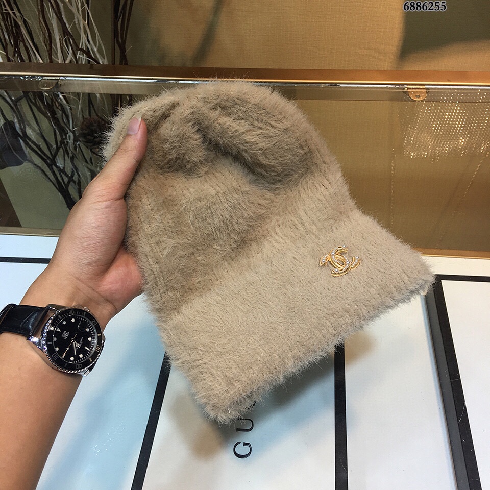 香奈儿chanel 兔绒毛线帽,明星同款纯色针织帽,质感细腻柔软,面.