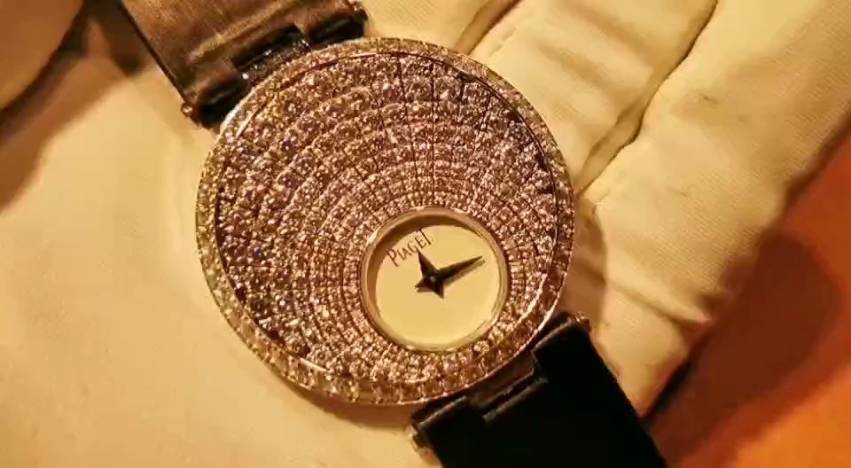 Piaget 伯爵双面伊人，正反都可以带