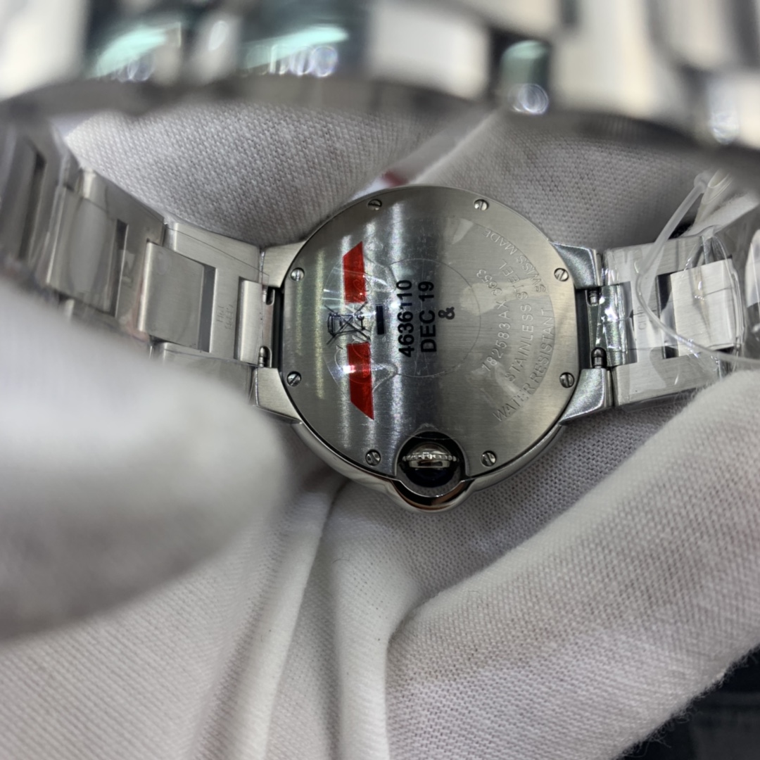 Cartier 皇家 卡地亚蓝气球33尺寸女表