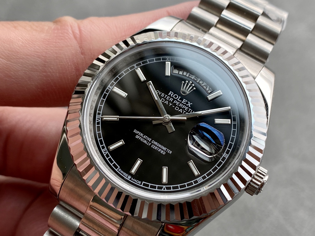 SK厂 劳力士Rolex 双历 星期日志型シリーズ 40mmの高級腕時計