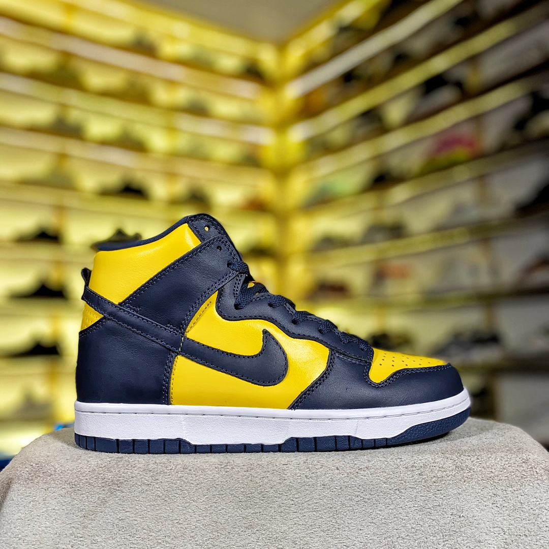 Dunk High 高帮 密歇根纯原生产线 打造目前市场最强Dunk货号 ：CZ8149- F5 0 尺码 ：36-46带半码