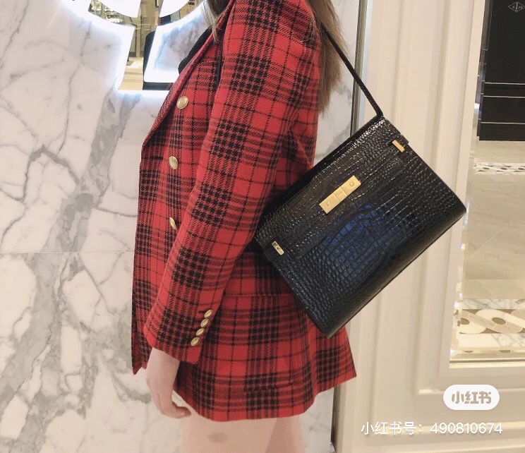 Ysl ๐ด๐๐๐๐๐๐๐๐ๆผๅ้กฟๆณๆฃๅ
579271้ป่ฒ้ณ้ฑผ็บน้ๆฃ