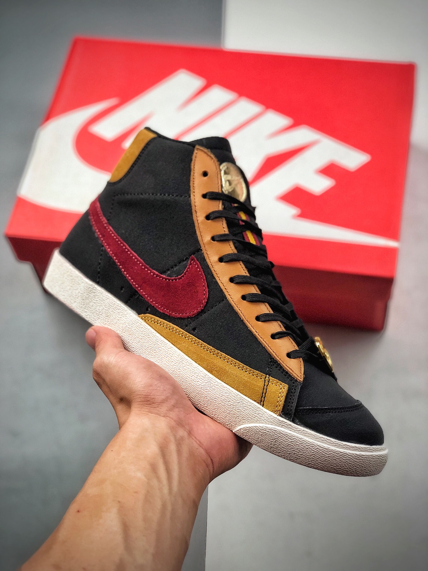 180 耐克Nike Blazer Mid '1977 Vintage WE 新配色耐克开拓者系列