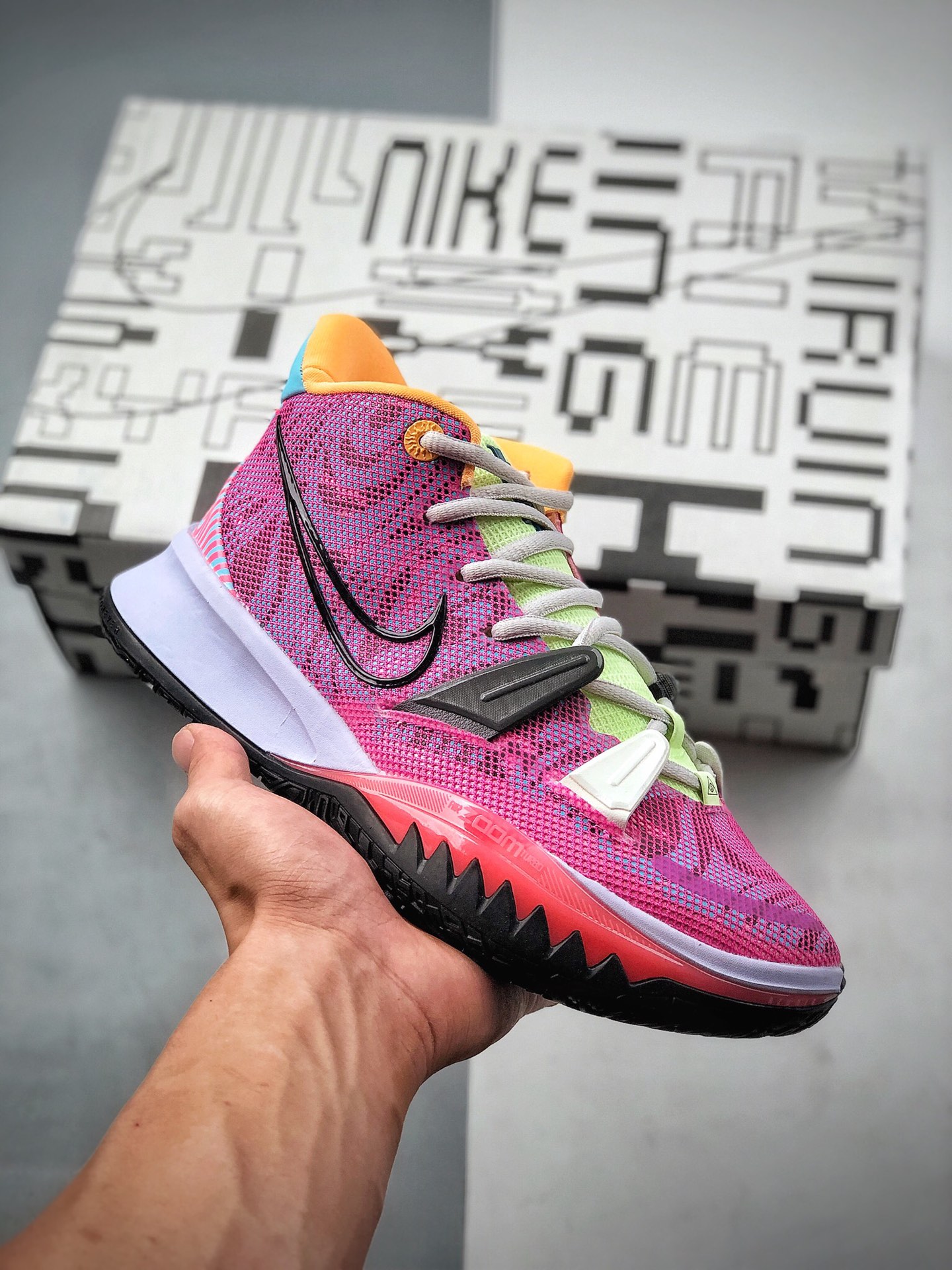230 欧文七代 Nike Kyrie 7 PRE HEAT EP 欧文7代室内休闲运动中帮篮球鞋DC0588-601
