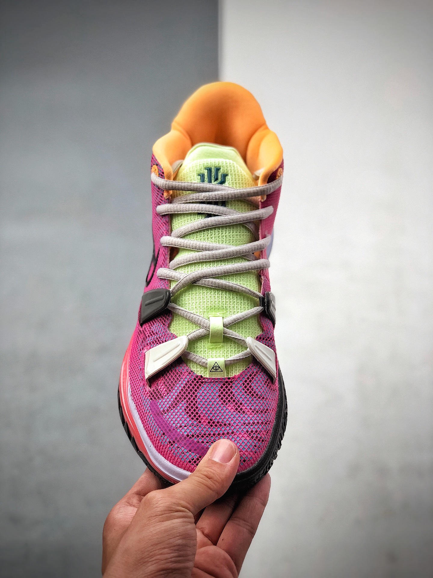 230 欧文七代 Nike Kyrie 7 PRE HEAT EP 欧文7代室内休闲运动中帮篮球鞋DC0588-601