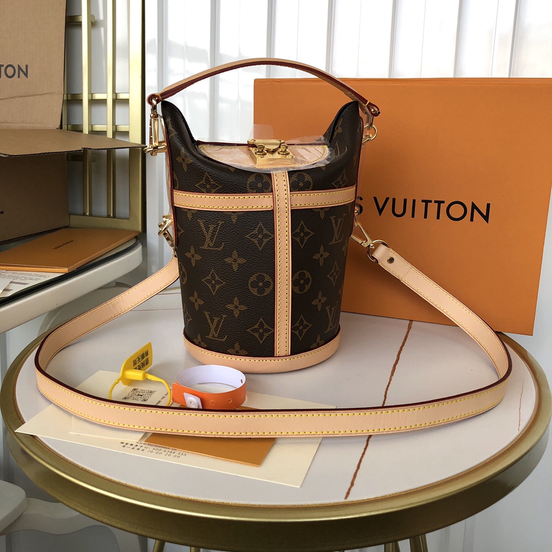 Louis Vuitton LV Duffle Bags Handbags Monogram Canvas Spring/Summer Collection Fashion M43587