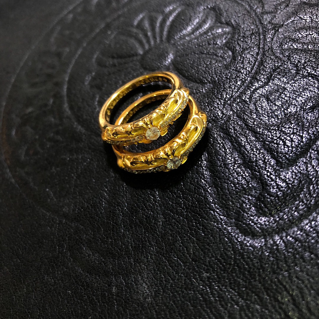 Chrome Hearts 𝐂𝐡𝐫𝐨𝐦𝐞 𝐡𝐞𝐚𝐫𝐬 克罗心22k十字花镶石戒指