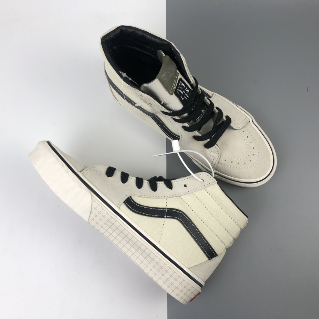 160 Vans Sk8-Hi 字母包边印花白色高帮板鞋 VN0A4BV622H