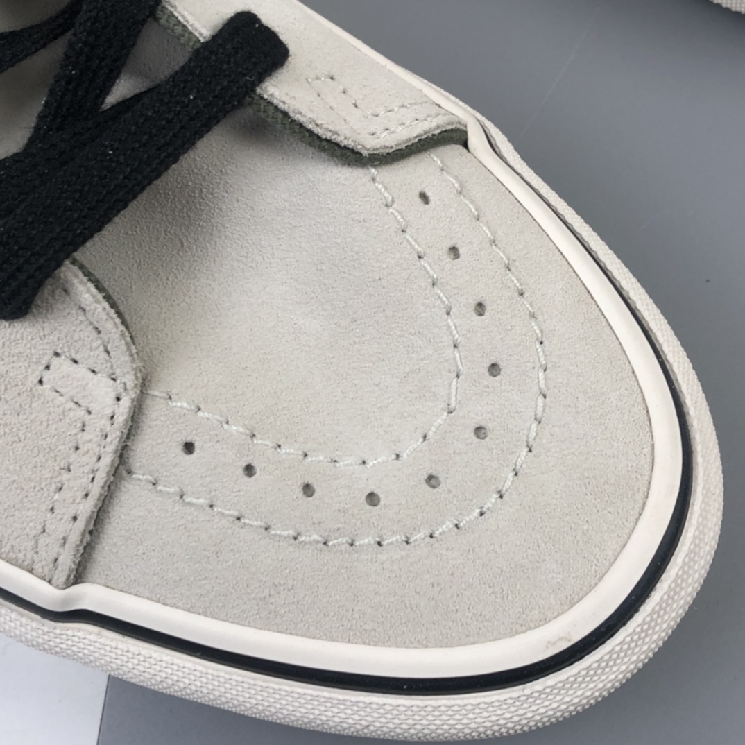 160 Vans Sk8-Hi 字母包边印花白色高帮板鞋 VN0A4BV622H