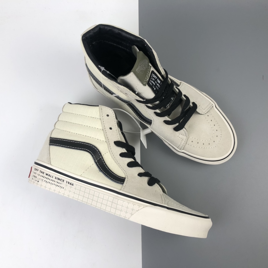 160 Vans Sk8-Hi 字母包边印花白色高帮板鞋 VN0A4BV622H