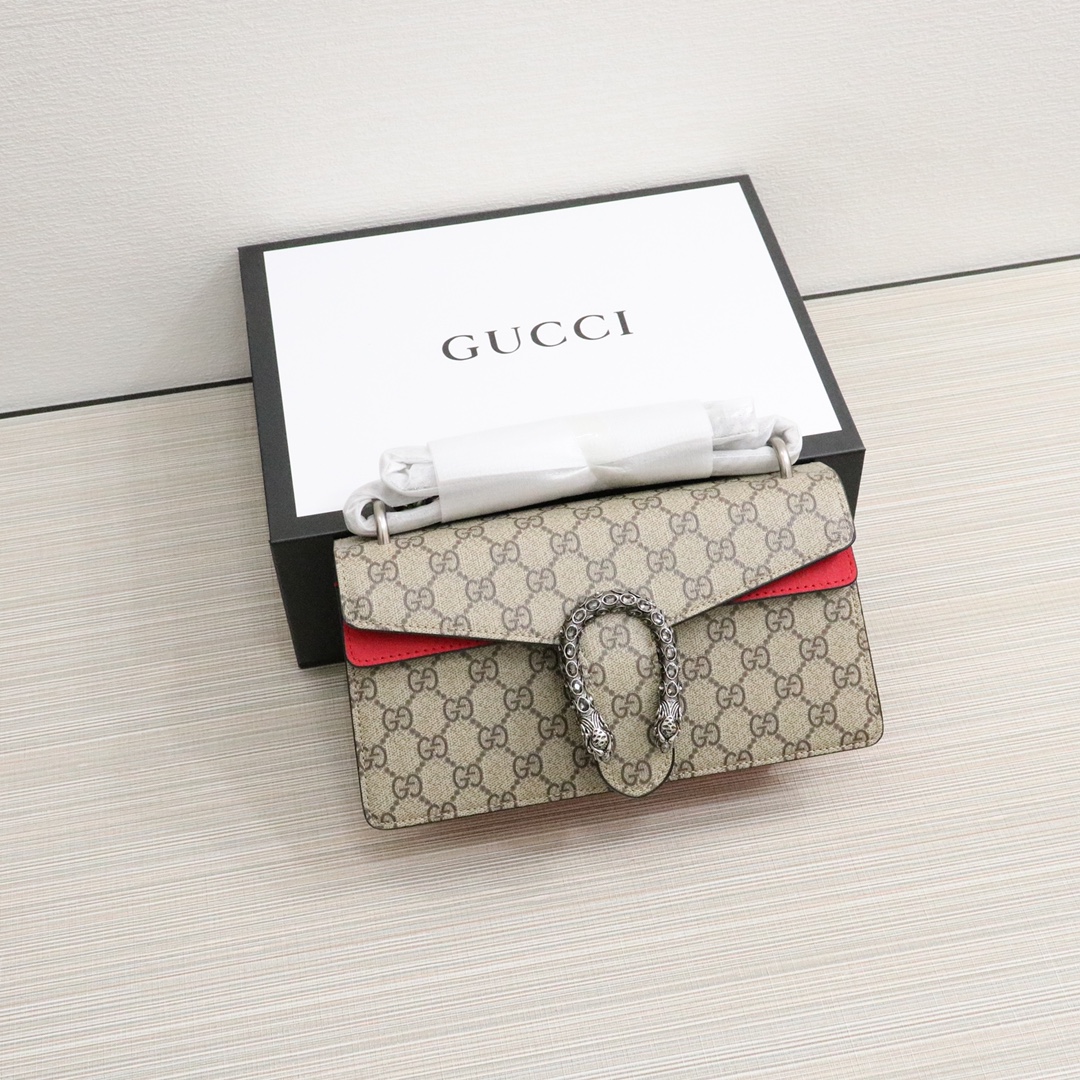 GUCCI经典Dionysus酒神链条包 全新升级🅿️240 高端版本 礼盒装. 名字来源于古希腊罗马神话中的酒神.独家定制市面最高版本出货.原单品质.去年的销量王.今年一样火爆. 规格:25*14*7cm