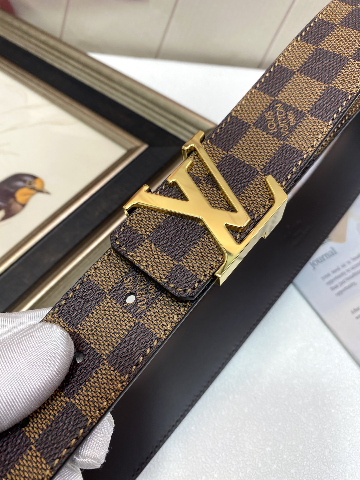 [LV Belts]