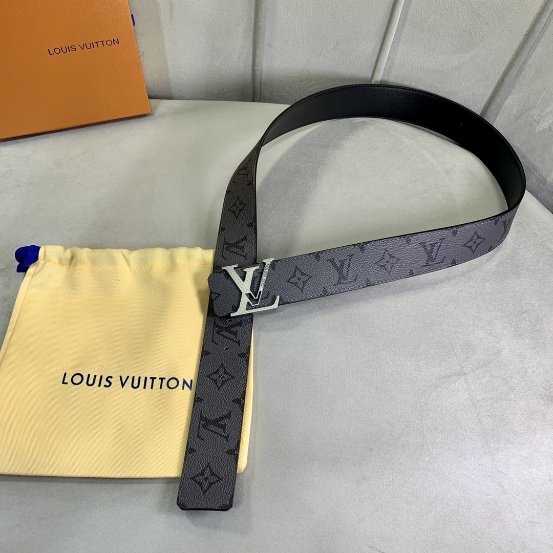 Louis Vuitton Belts Lattice Calfskin Cowhide