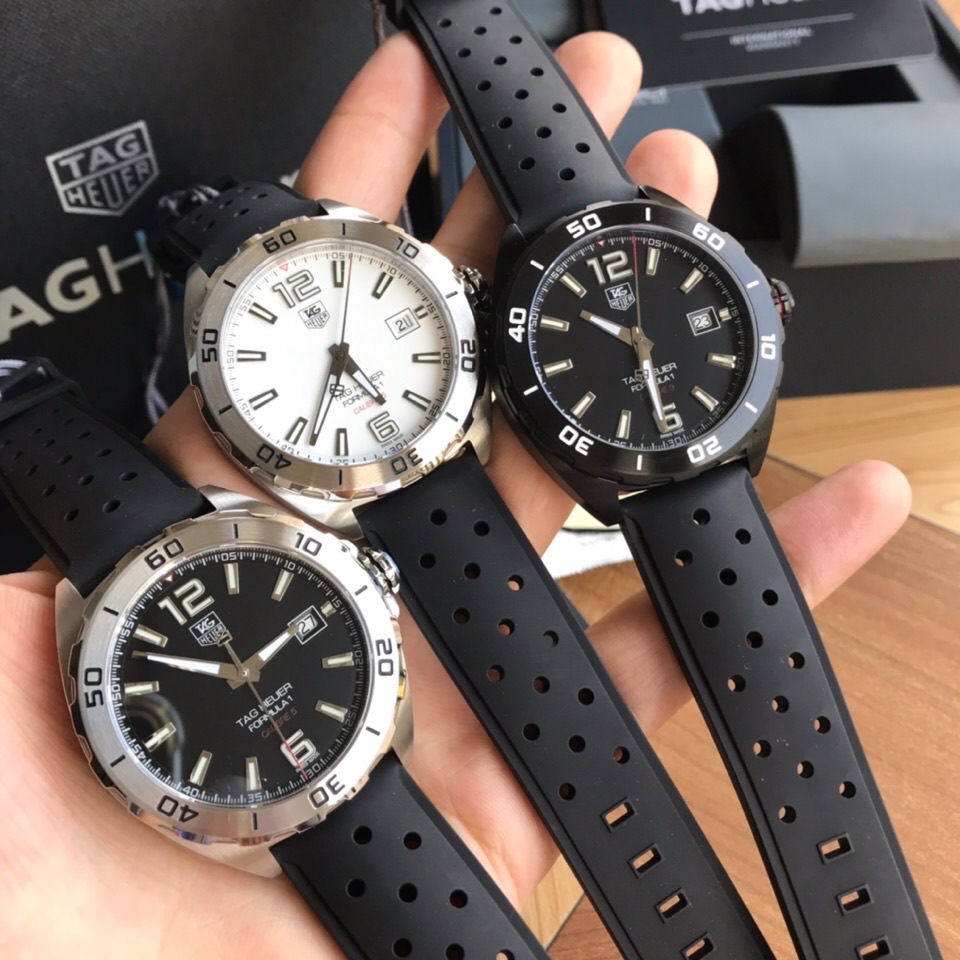 NO:727472,Counter inspection code can be customized. Batch: Original box: 50. New model with high appearance value online, hard goods. Original Tagheuer, TAG Heuer F1 series mechanical watch, counter 10,000+.  ~41mm watch diameter, sapphire mirror, super luminous hands, original movement, original fluorine rubber strap, anti-sweat and no inferior fragrance. Supports disassembly and inspection, tough guy style, ultra-high difficulty brushed steel strap craftsmanship that cannot be imitated, one watch and one code with hangtag, synchronized at the counter!  Brand new complete set of [color][color][color],,tag heue19860909可以订做专柜查验码 批: 原盒:50 新款高颜值上线,硬货.Original Tagheuer,泰格豪雅F1系列 机械表,专柜1万+. ~41mm表径,蓝宝石镜面,超强夜光指针,原装机芯,原装氟胶表带,抗汗无劣质香味.支持拆机验货,硬汉风格,超高难度精钢拉丝表带工艺无法仿制,一表一码配吊牌,专柜同步！全新全套出[色][色][色],,tag heue,Watch