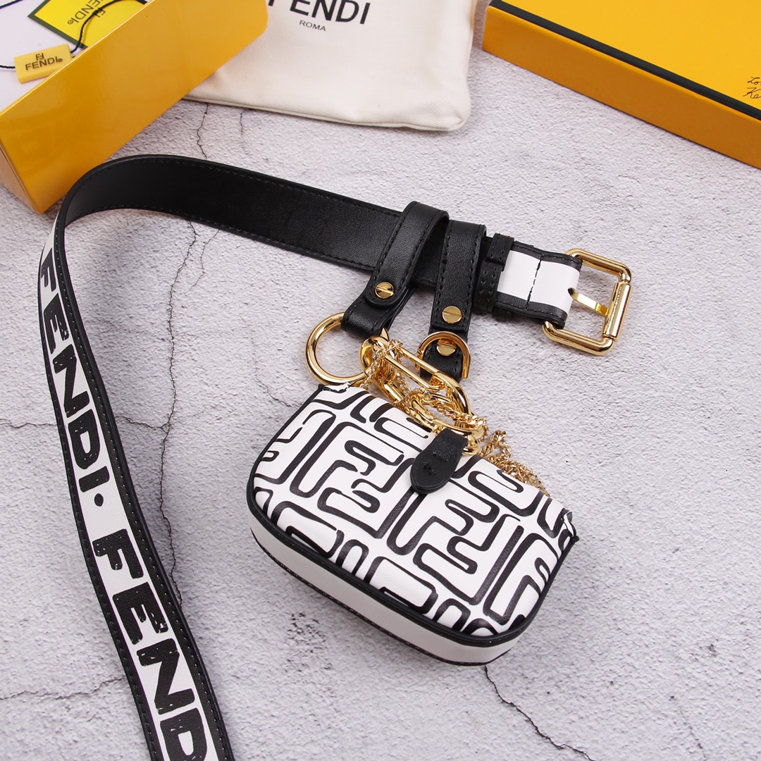 [Fendi Belts]Multi accessory Fendi belt with keychain and fixing clip, adjusta