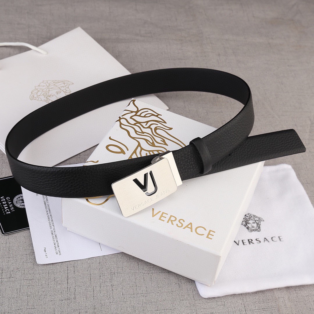 宽度3.5cm VERSACE（范思哲）爆款板扣配摔纹无线带身/双面头层、采用精挑细选进口牛皮，商务既有