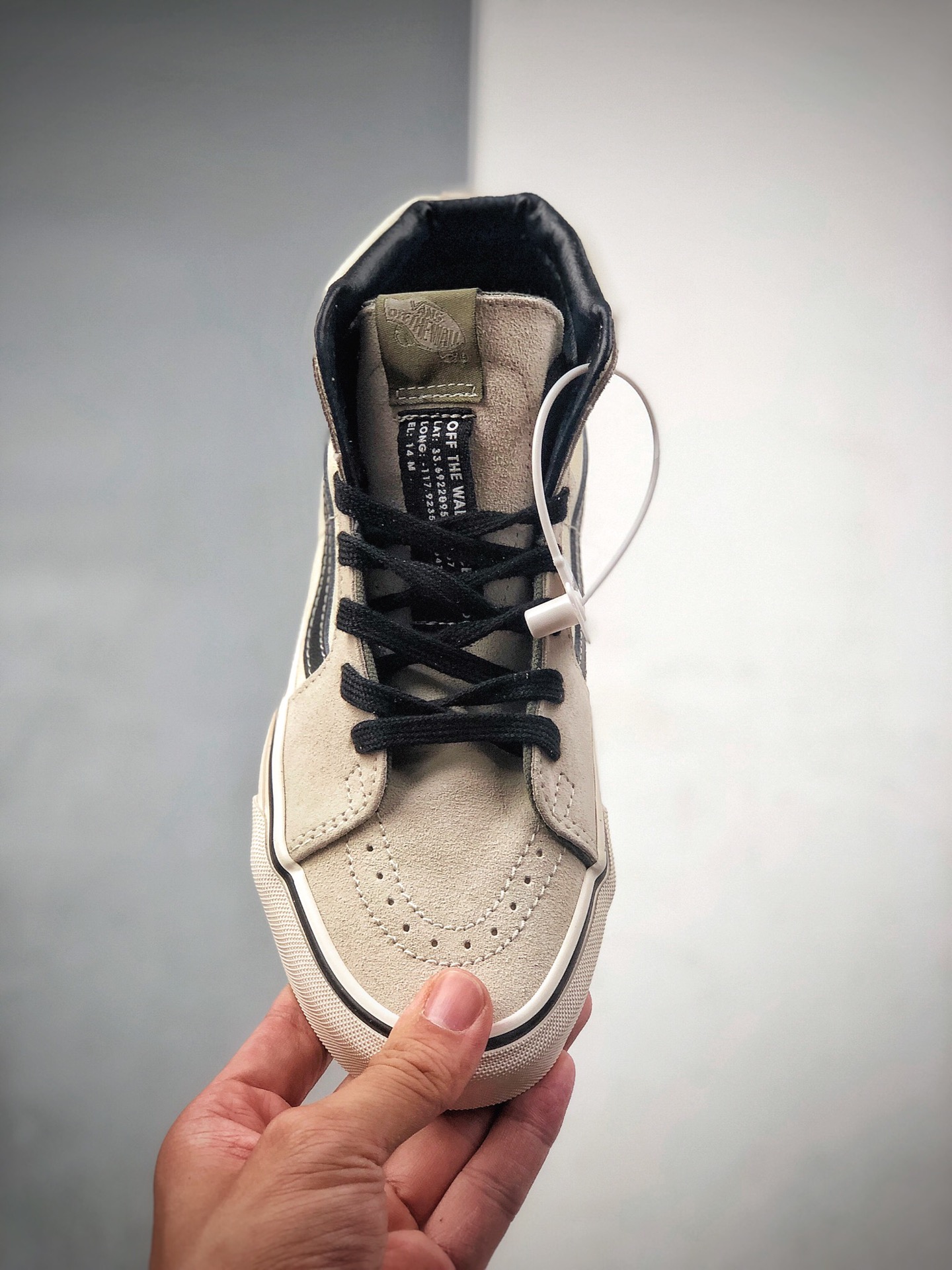 160  新品出货SK8-HI字母包边印花白色高帮男女板鞋VN0A4BV622H