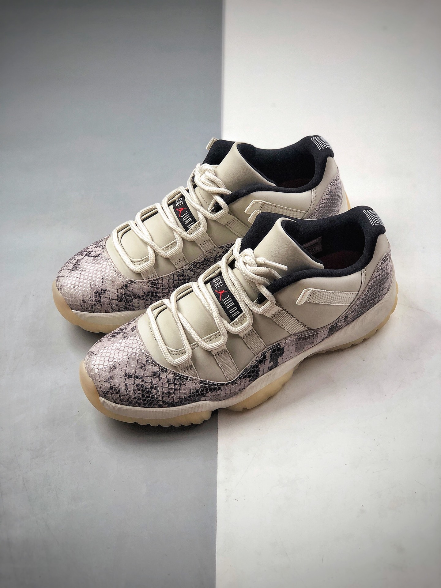 420 Air Jordan 11 AJ11 白蛇 11代低帮篮球鞋 CD6846-002