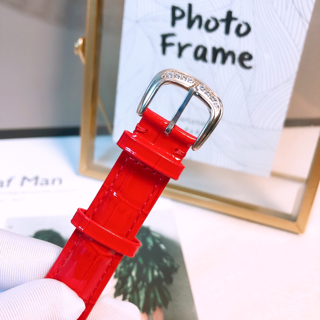 Luxury Women’s Wristwatch: Frank Muller’s Barrel Series from Geneva, Switzerland - 图片 8