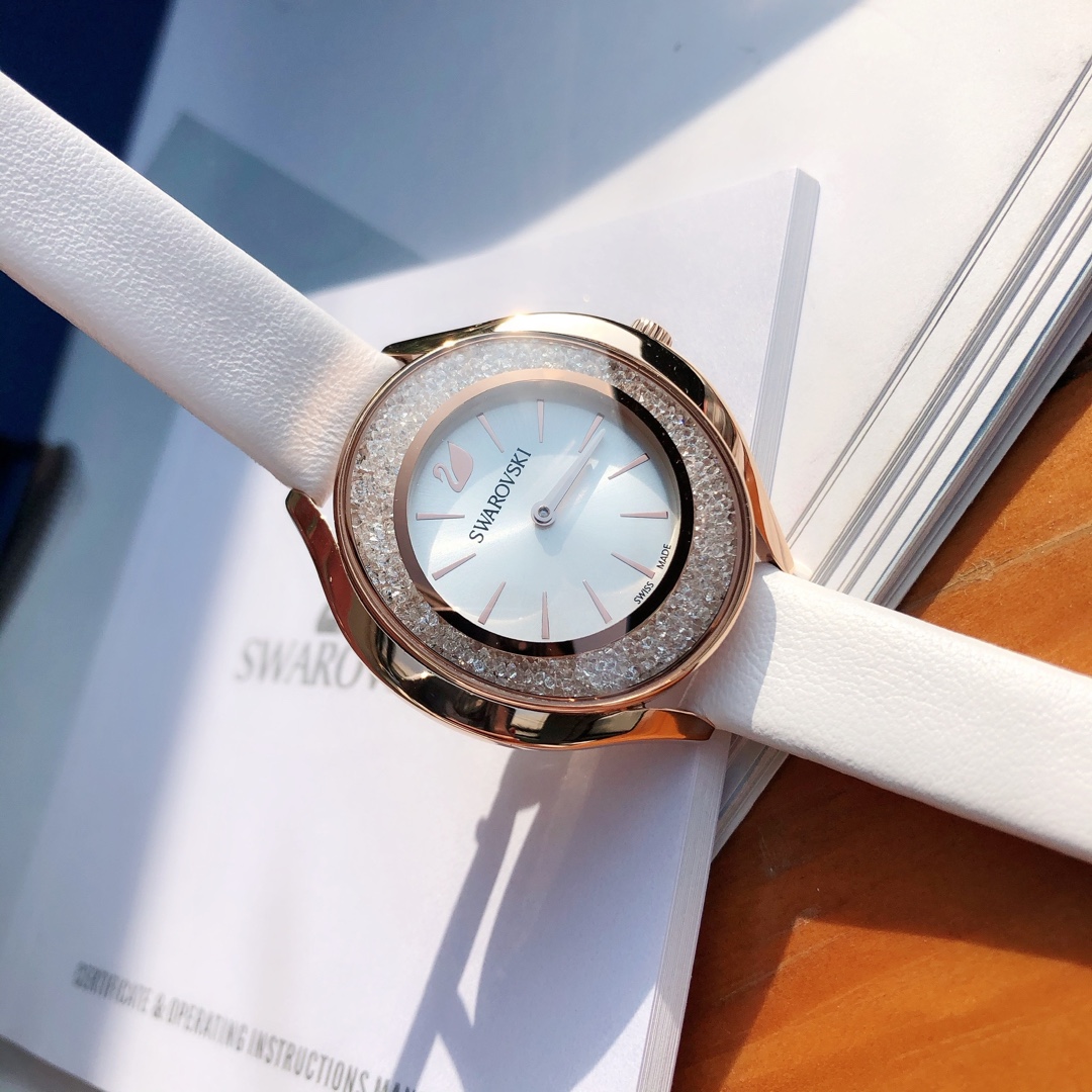 Часы Swarovski