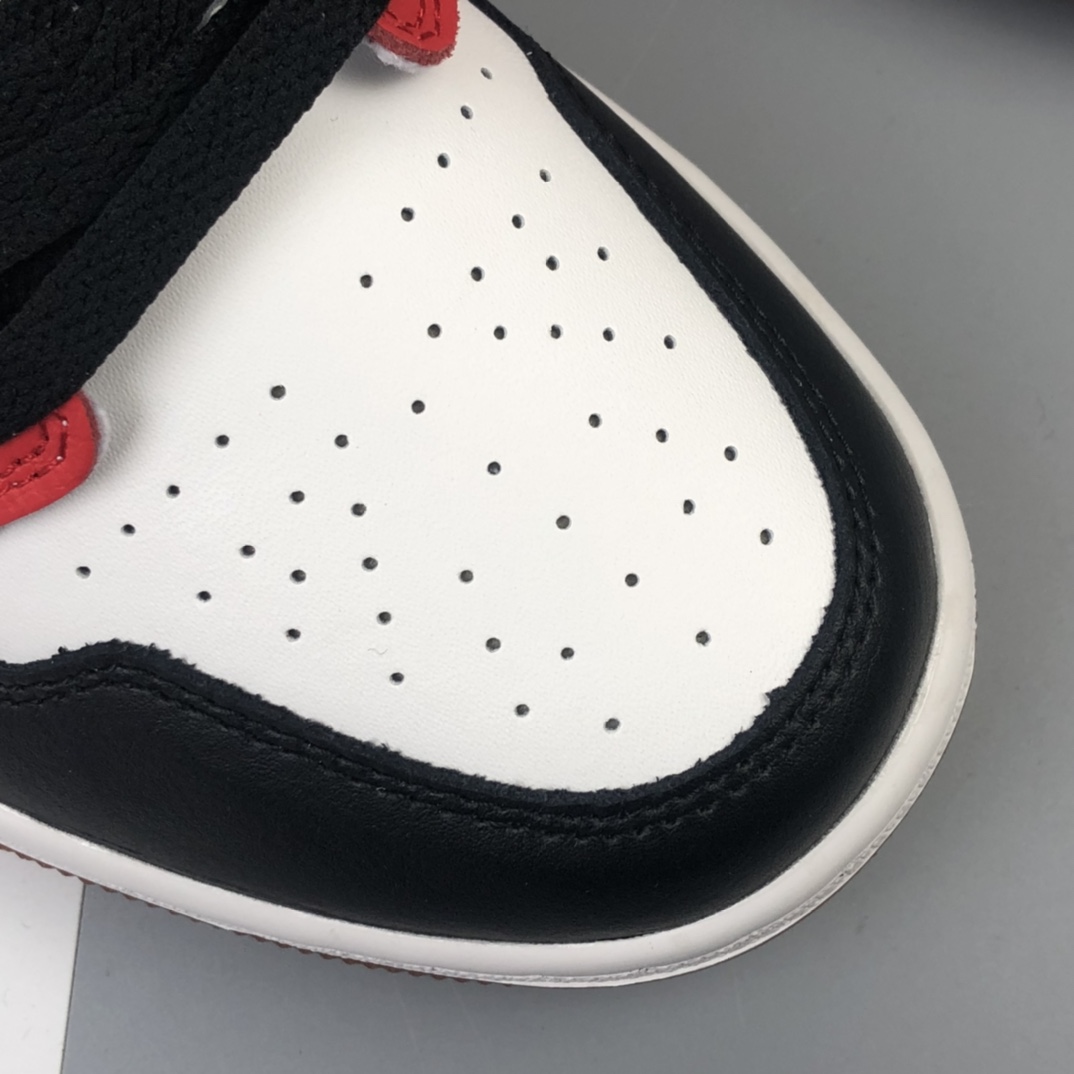 250  Air Jordan 1 Mid SE ”Coral Stardust”  aj1 乔丹1代 乔1 乔丹1代中帮系列 约旦航空中部  DC1426-100