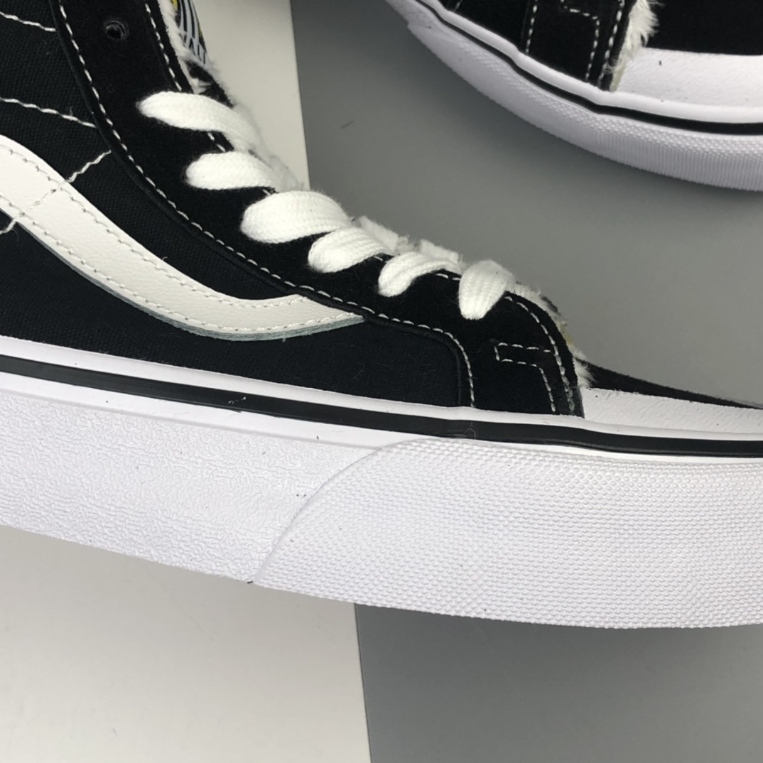 160 加绒款 Vans Sk8-Hi 138 Decom 鲜美系列帆布半月包头硫化高帮板鞋 VN0A2RR1VPM