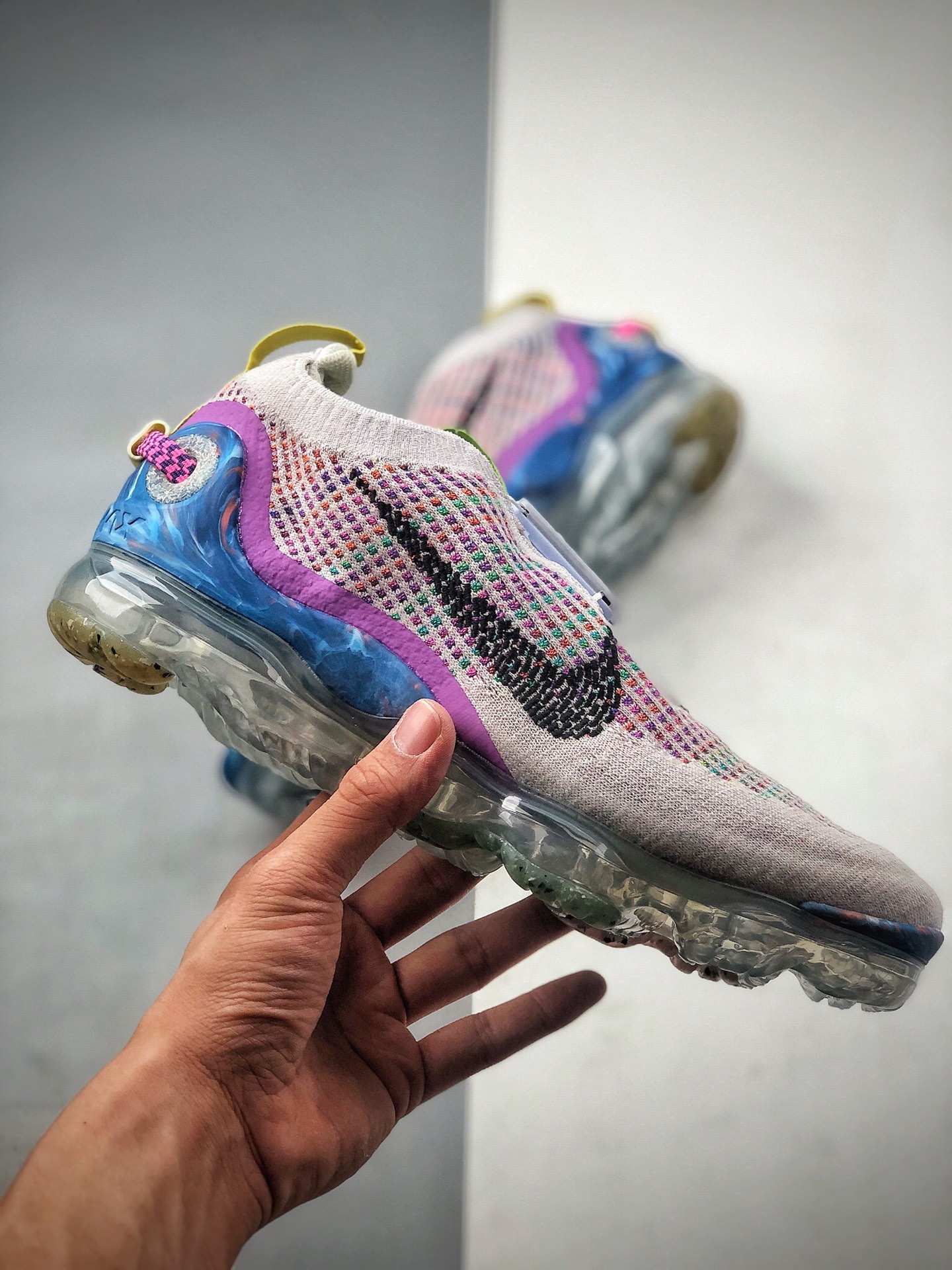 300  Nike Air VaporMax 2020 “Pure Platinum”垃圾回收