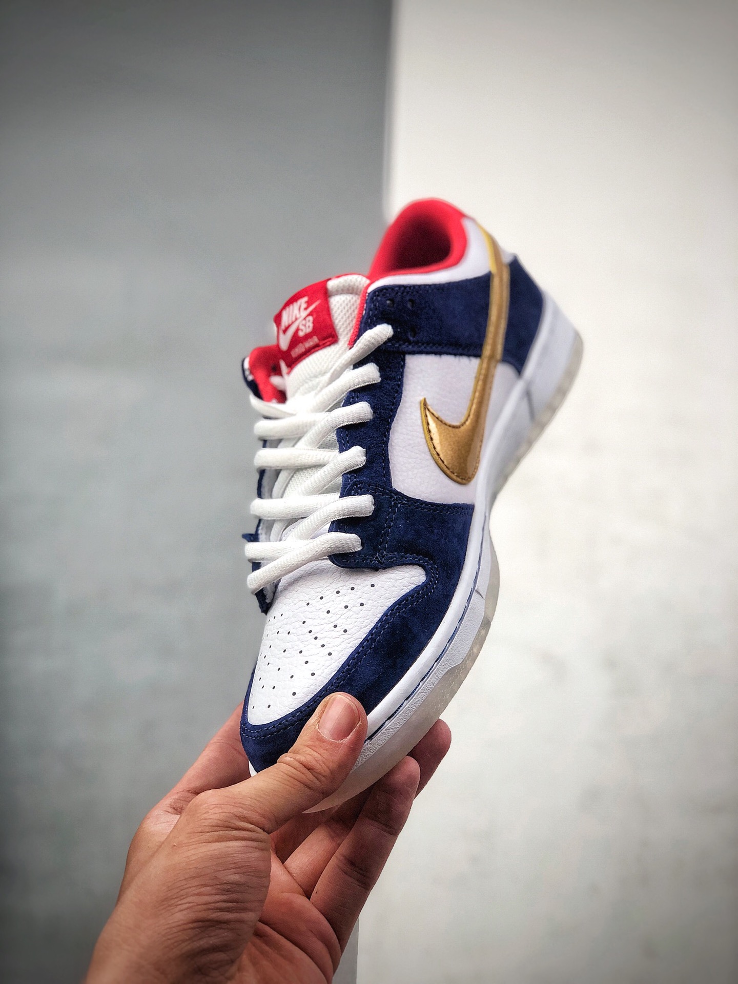290 Nike SB Dunk Low Ishod Wair “BMW” 海军白蓝扣篮系列复古滑板鞋839685-416