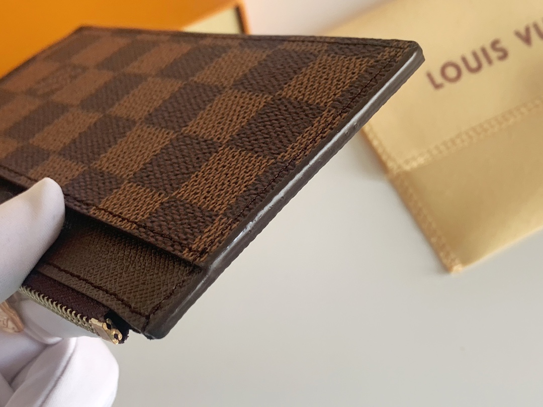 帆布製コインカードケース - スタイリッシュで機能的な収納