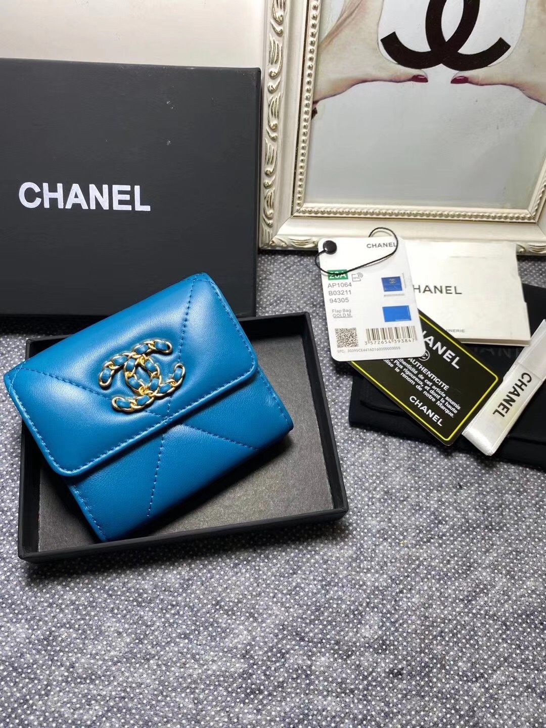 Chanel 19K Super-Heavy Diamond Stripe Chain Wallet AP0794, $270, Sheepskin, Size 9.3*10.6*3 - 图片 2