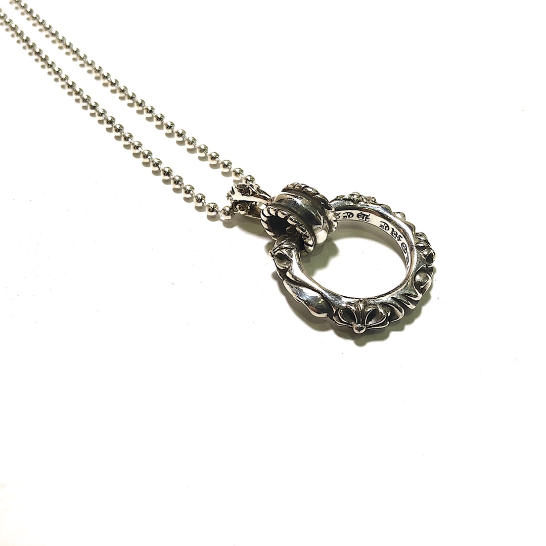 Chrome Hearts 克罗心𝐂𝐡𝐫𝐨𝐦𝐞 𝐡𝐞𝐚𝐫𝐭𝐬四方宫廷项链