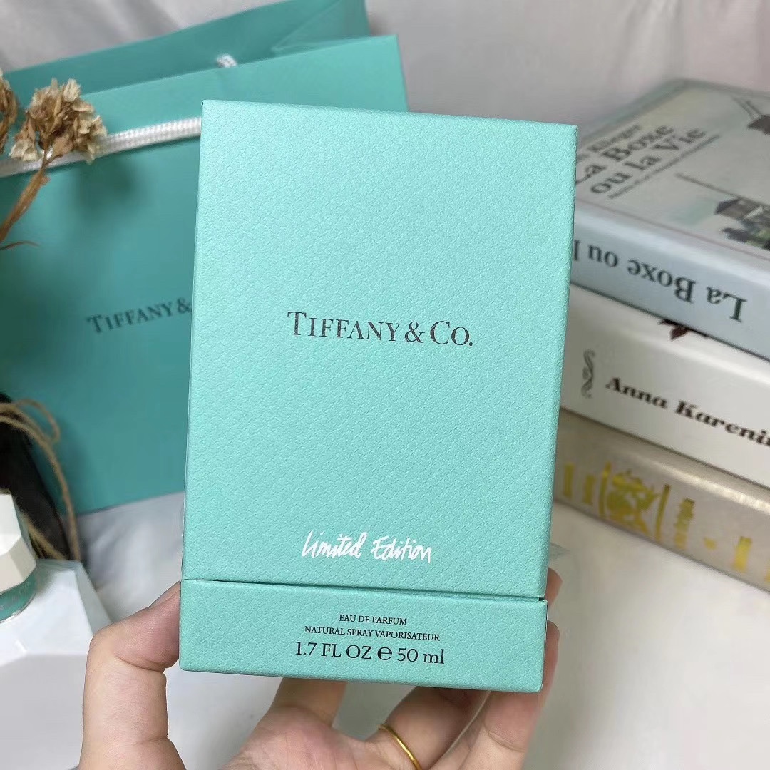 Tiffany & Co. Limited Edition Snow Globe Women's Perfume - 1.7 oz (50 ml) 5 i1602572925 5292 4