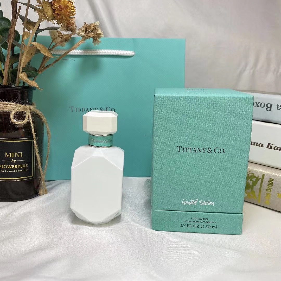 Tiffany & Co. Limited Edition Snow Globe Women's Perfume - 1.7 oz (50 ml) 1 i1602572925 6941 0