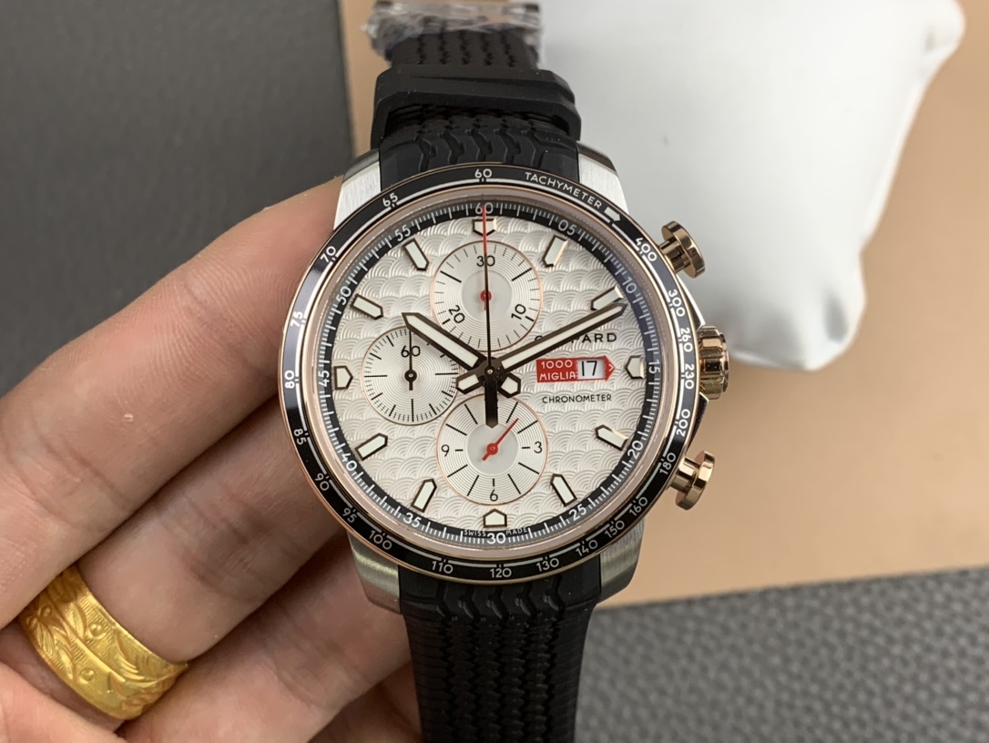 Chopard 7750 44mm