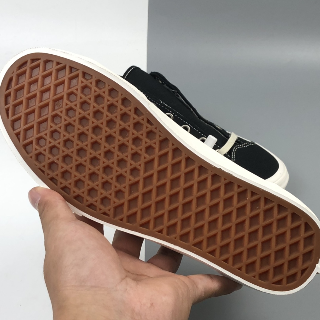 140 Vans Vault OG Old Skool 2021新款抢先穿 黑色高低帮滑板鞋 VN0A4RWB7BR