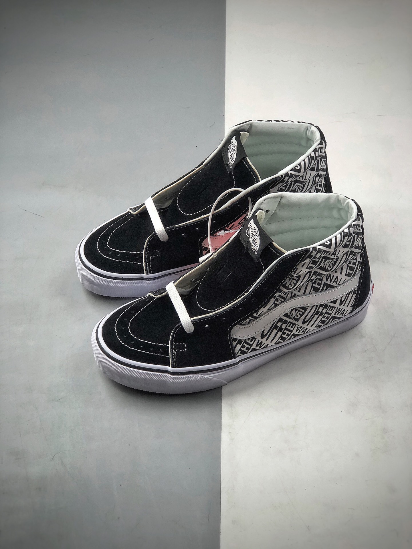 160  Vans 范斯sk8 hi 高帮黑色字母off wall 板鞋休闲鞋 型号：AS61