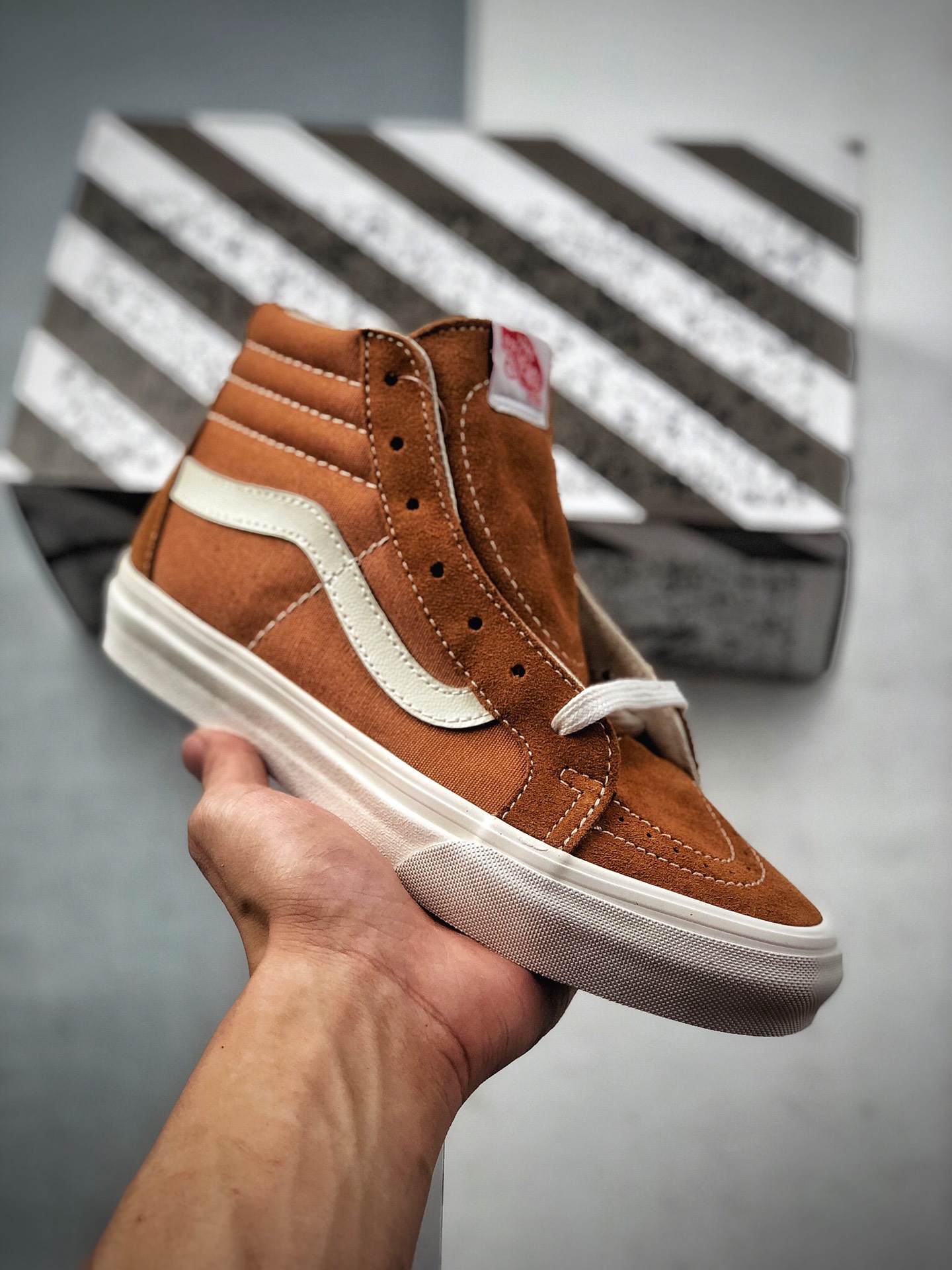 160  范斯Vans SK8-Hi高帮款帆布鞋滑板鞋VN0A4BVB20S