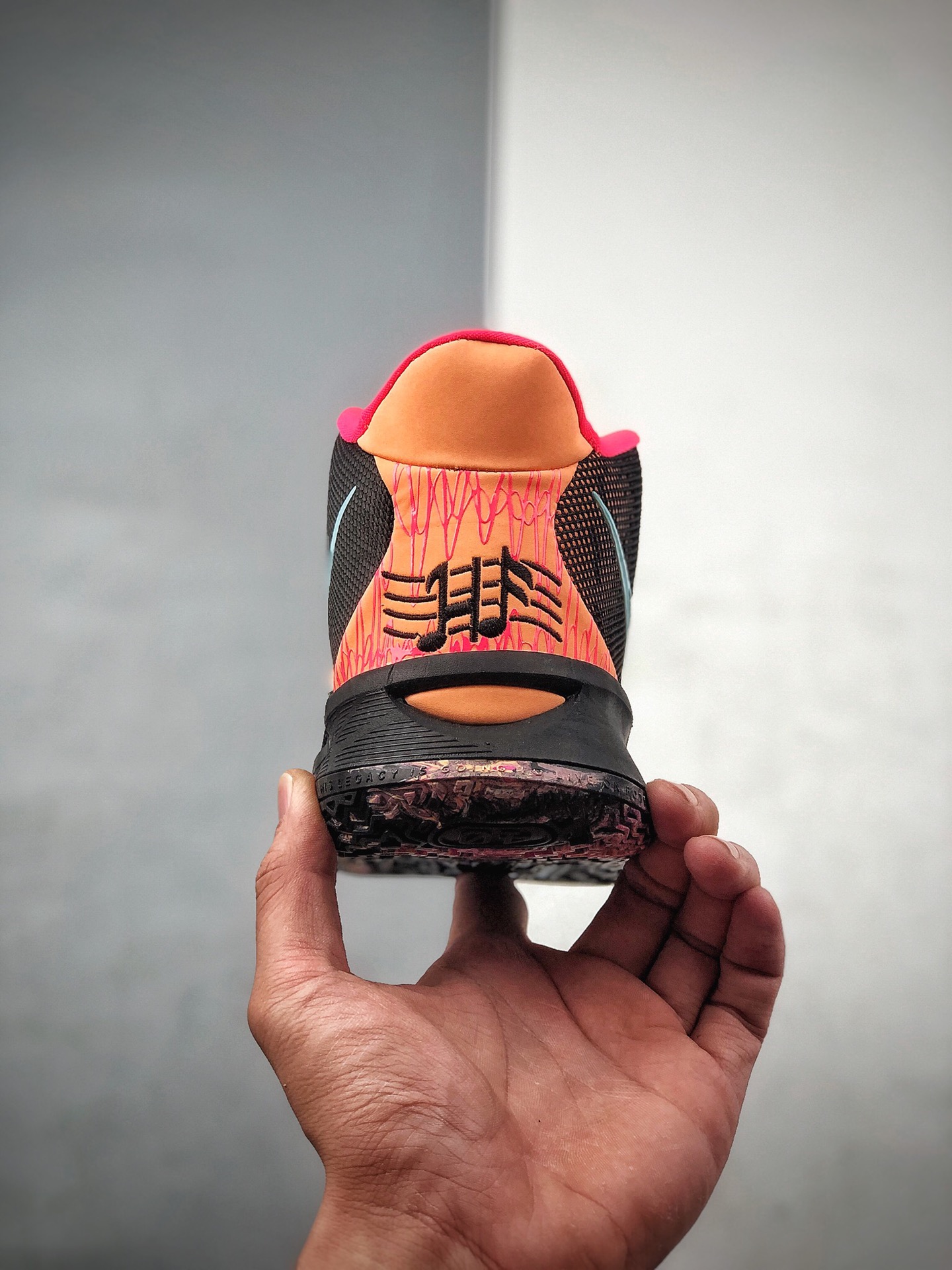 230 欧文七代 战靴耐克Nike Kyrie 7 PRE HEAT EP 欧文7 DC0588-002