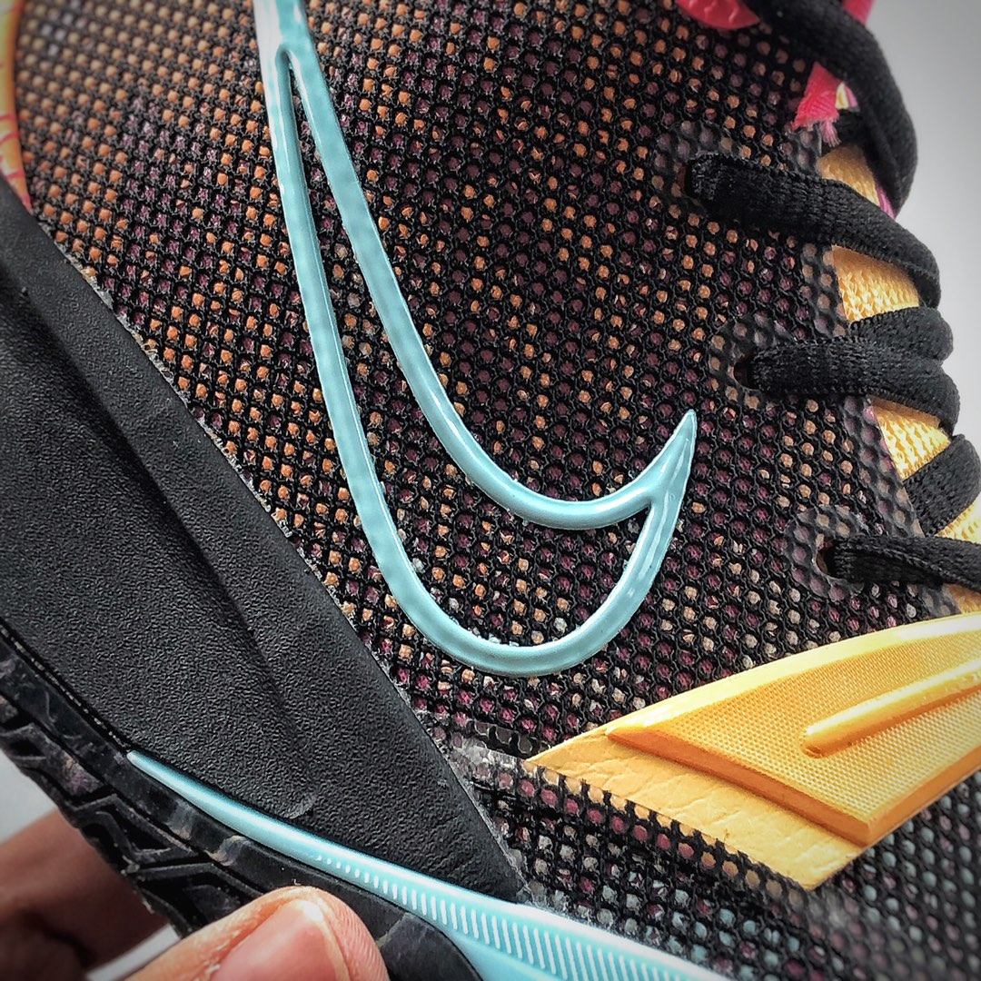 230 欧文七代 战靴耐克Nike Kyrie 7 PRE HEAT EP 欧文7 DC0588-002