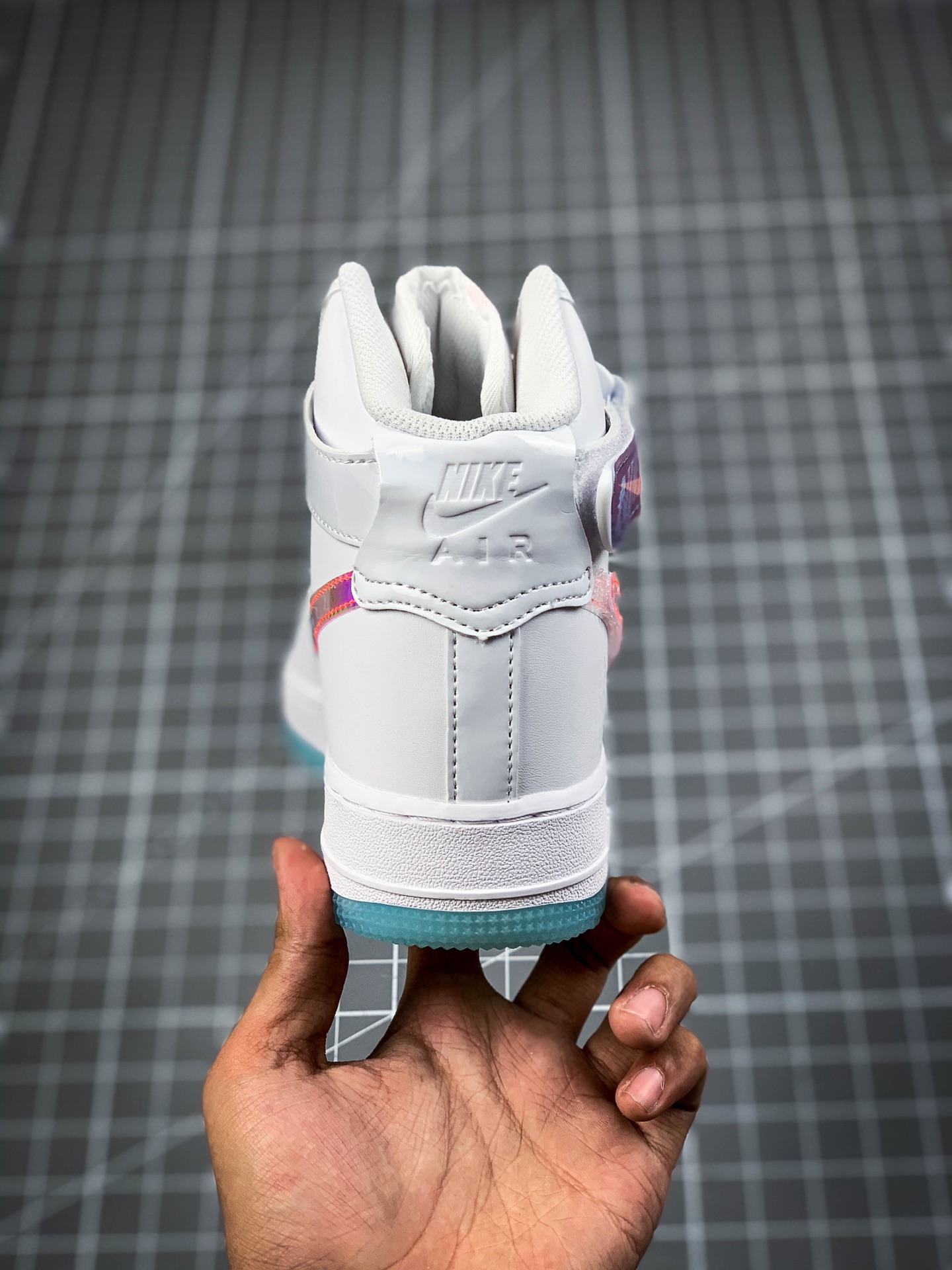220 耐克 Nike Air Force 1 ‘07 Mid 空军一号中帮电玩镭射 DC2111-191