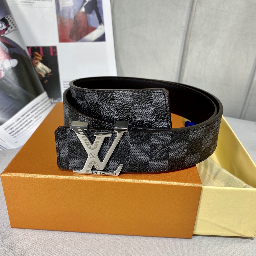 UK 7 Star Replica
 Louis Vuitton Belts Men Cowhide