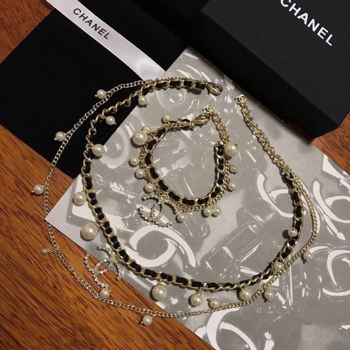 Chanel Haute Couture Haute Couture Fine Jewelry Necklace Bracelet Ring 4