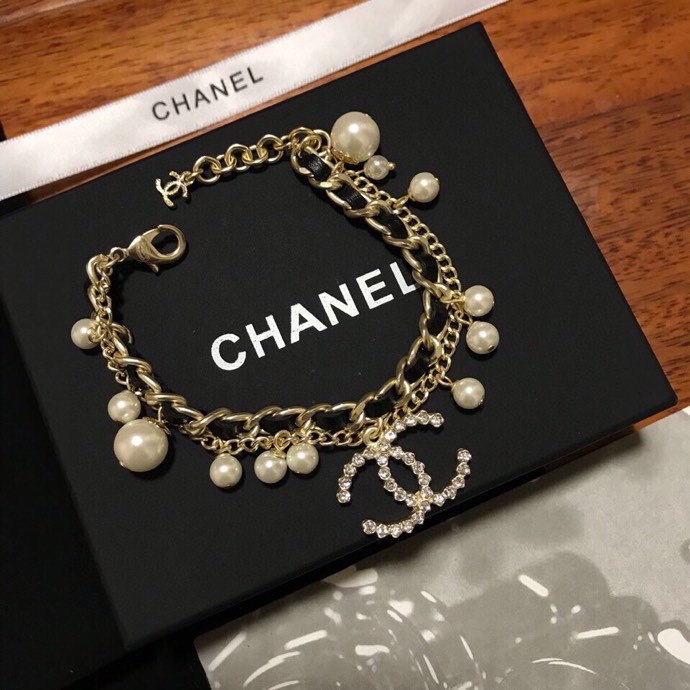 Chanel Haute Couture Haute Couture Fine Jewelry Necklace Bracelet Ring 3