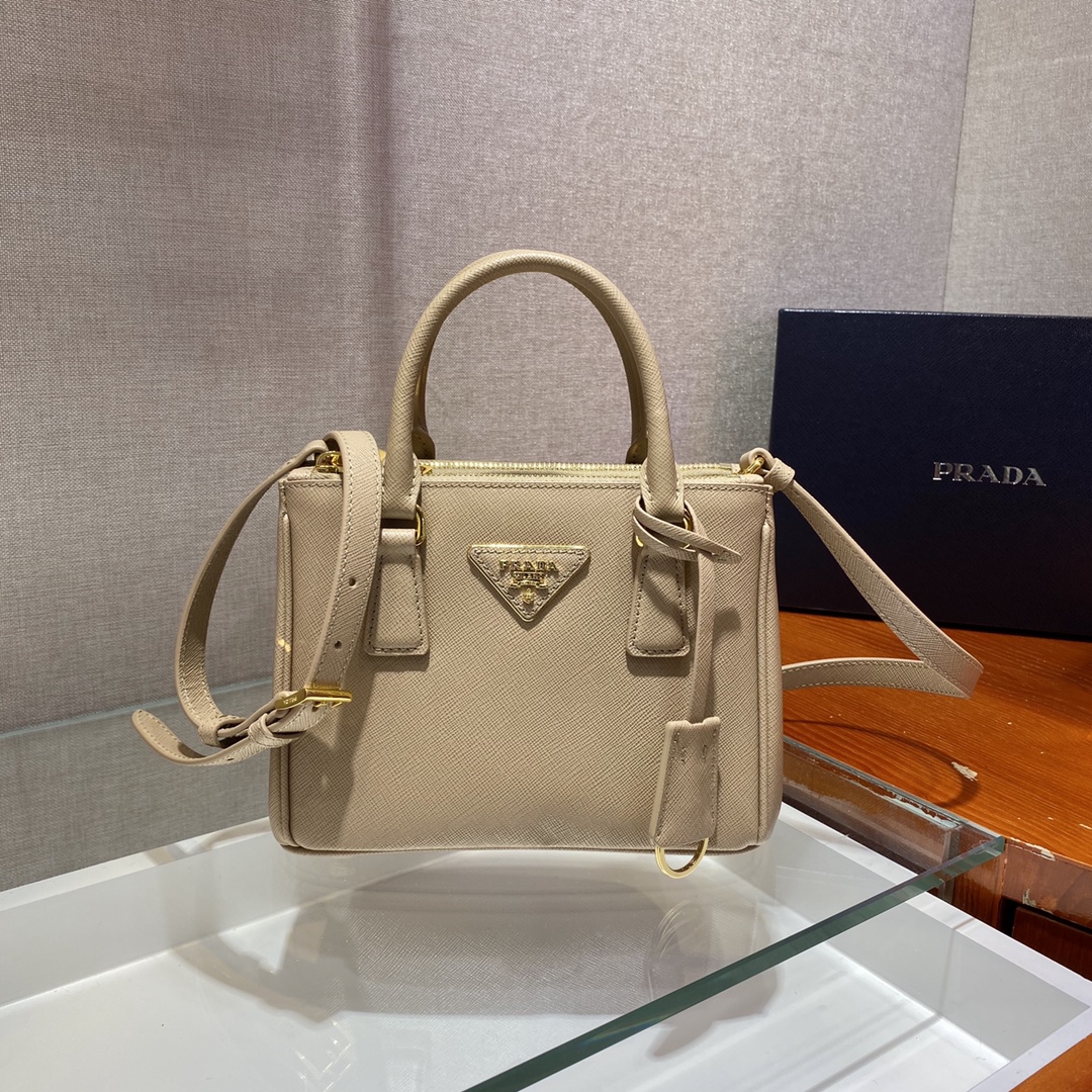 Prada Galleria 7 Star
 Bags Handbags Saffiano Leather Mini