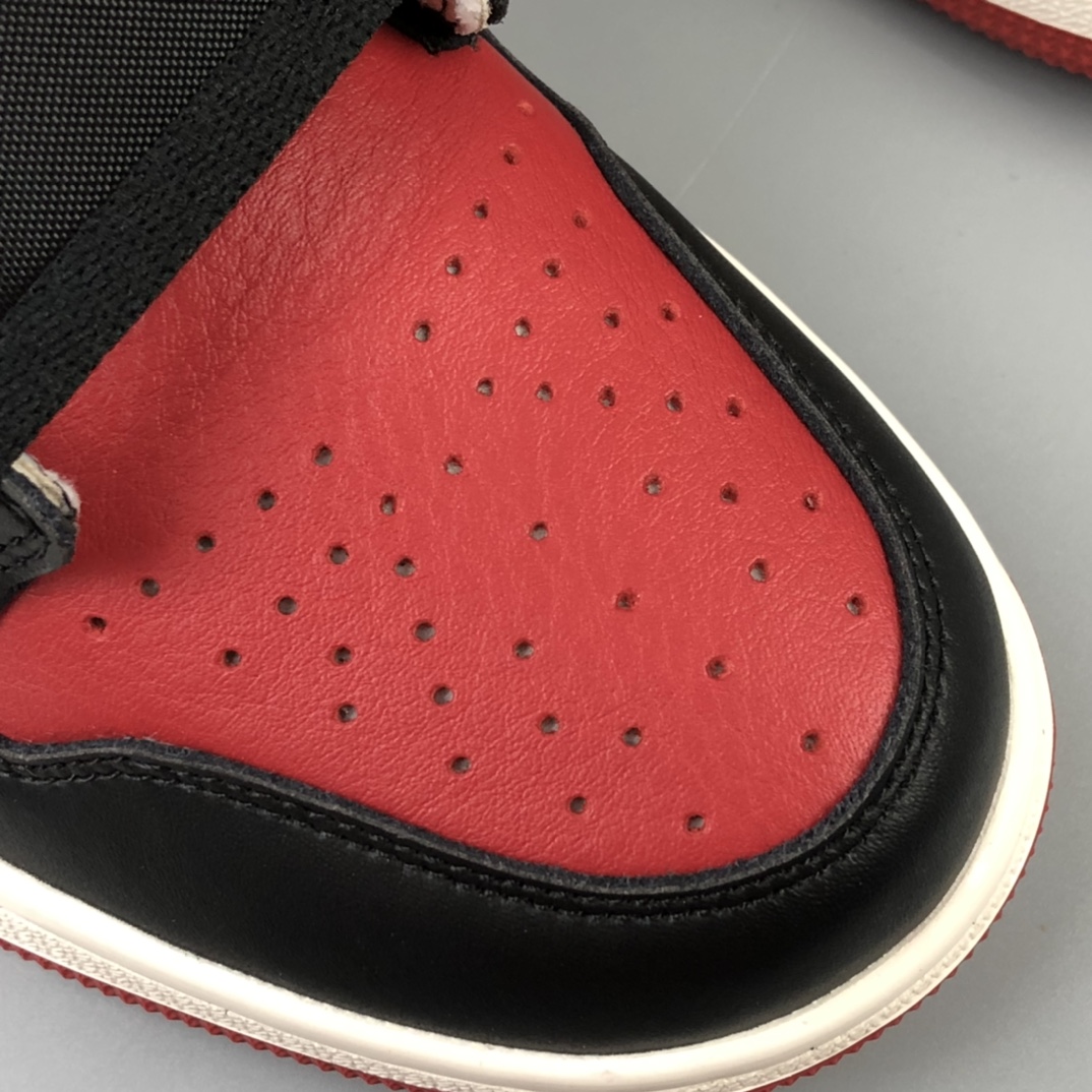 180  Air Jordan AJ1 Retro High OG AJ1乔1高帮篮球鞋 555088-610