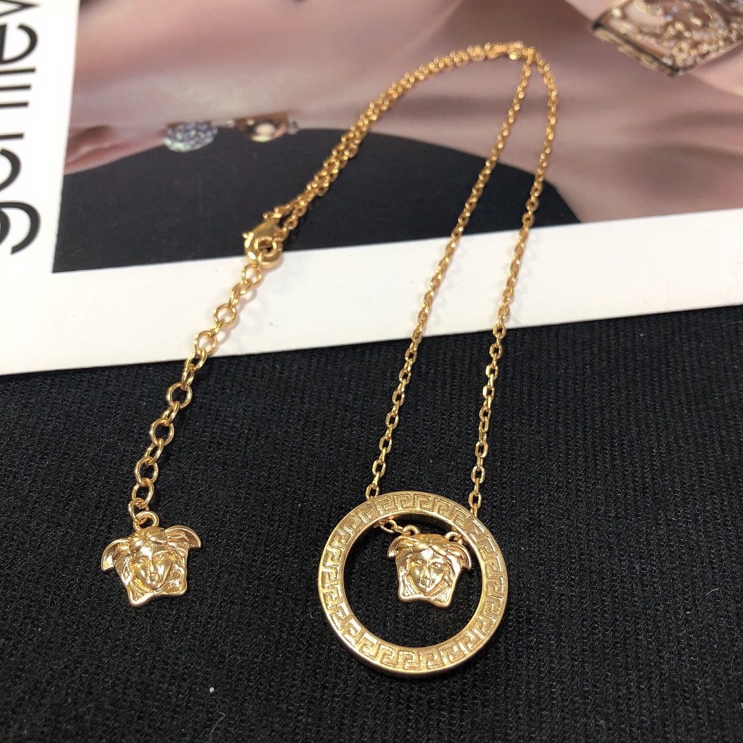 Versace Jewelry Necklaces & Pendants