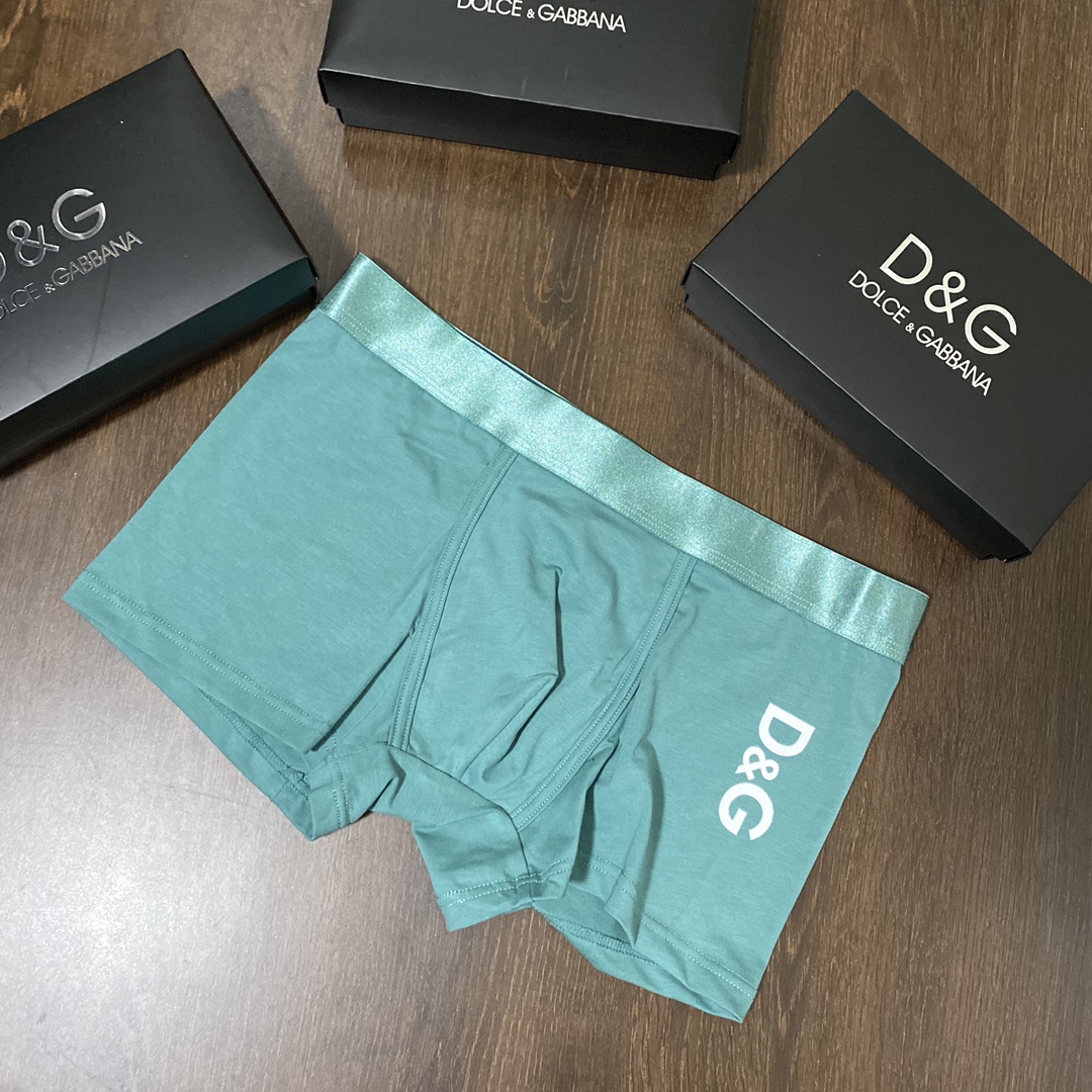  D *G经典款 精品之作！必备男士内裤 采用无痕拼接 无缝压胶工艺 高档全棉材质 轻薄透气丝滑 无束缚