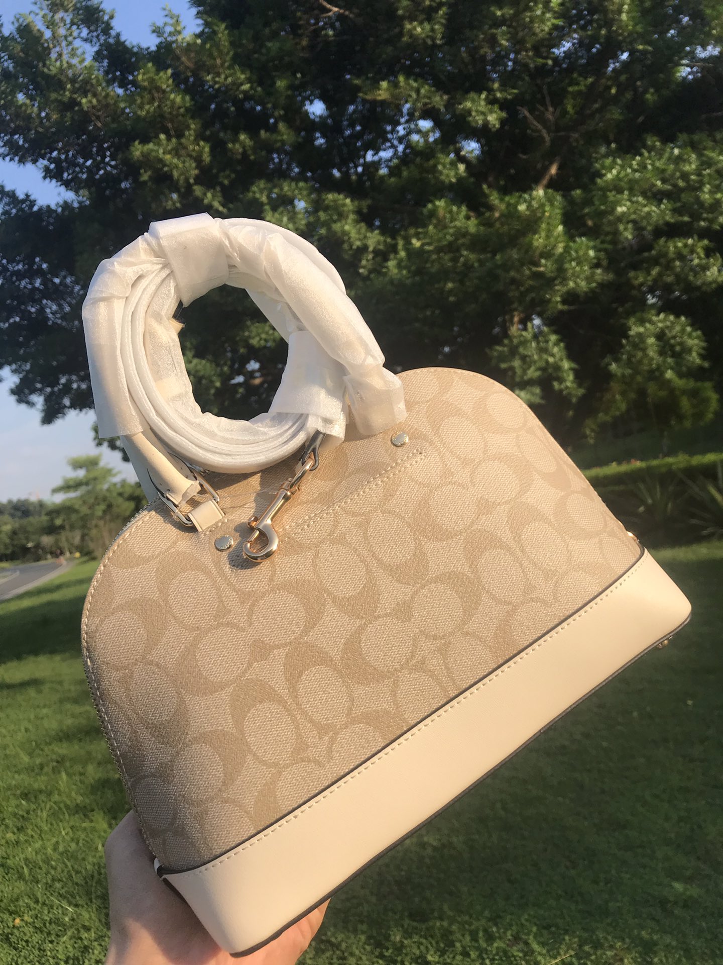 Coach ～C家 F27583棕色 coach女士PVC配牛皮斜挎手提